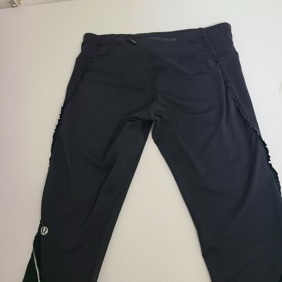 Lululemon 6 Run For Your Life Black Ruched Ruffle Side Back Pocket Crop Leggings - Picture 5 of 11